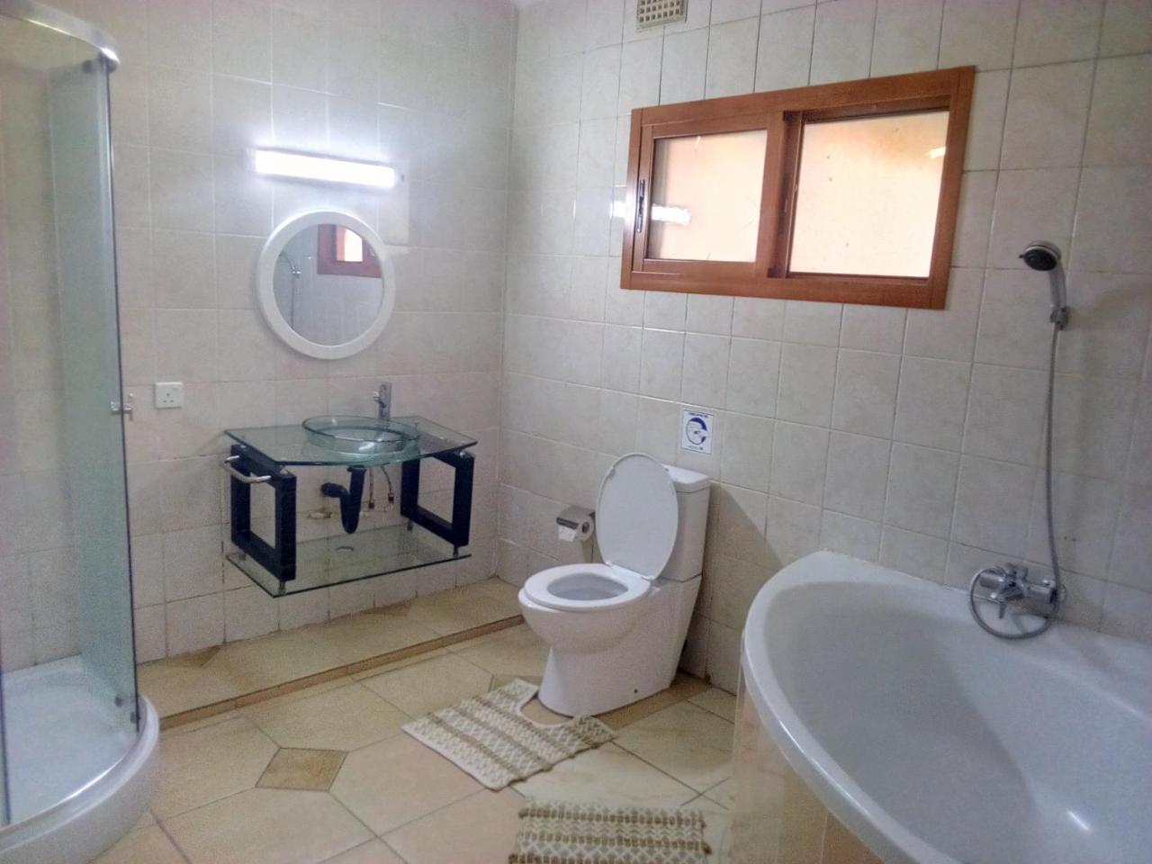 Zenith Lodge Lusaka Buitenkant foto