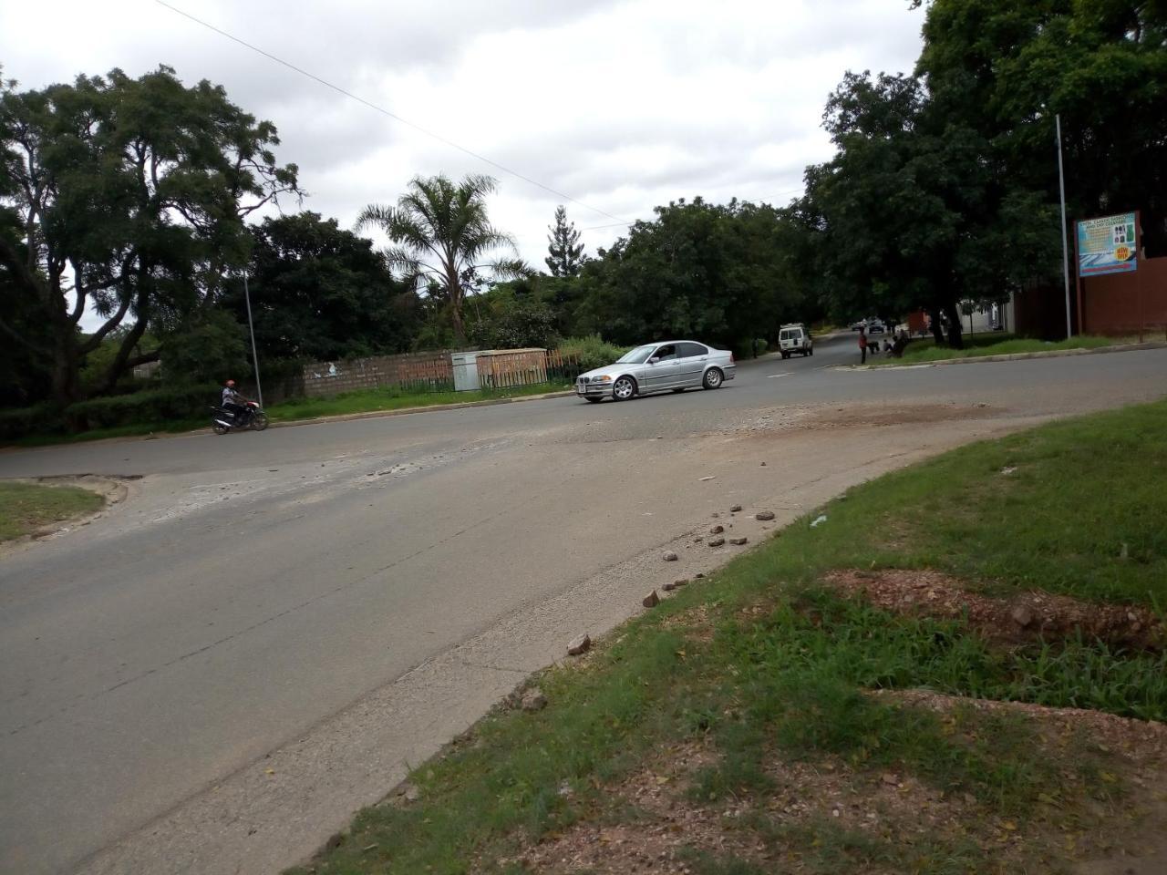 Zenith Lodge Lusaka Buitenkant foto